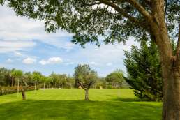 Mas Cufí est entouré de plus de 8.000 m2 d'espaces verts